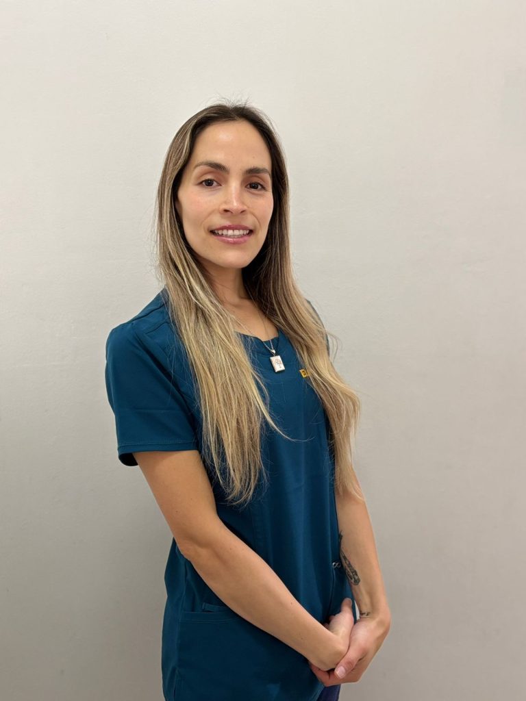 VALERIA CONTRERAS EDUCADORA DE PÁRVULOS ESPECIALISTA EN METODOLOGÍA MONTESSORI 0-3 AÑOS COMUNIDAD INFANTIL (SALA CUNA)